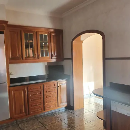 Casa Les Orenetes, Primero *